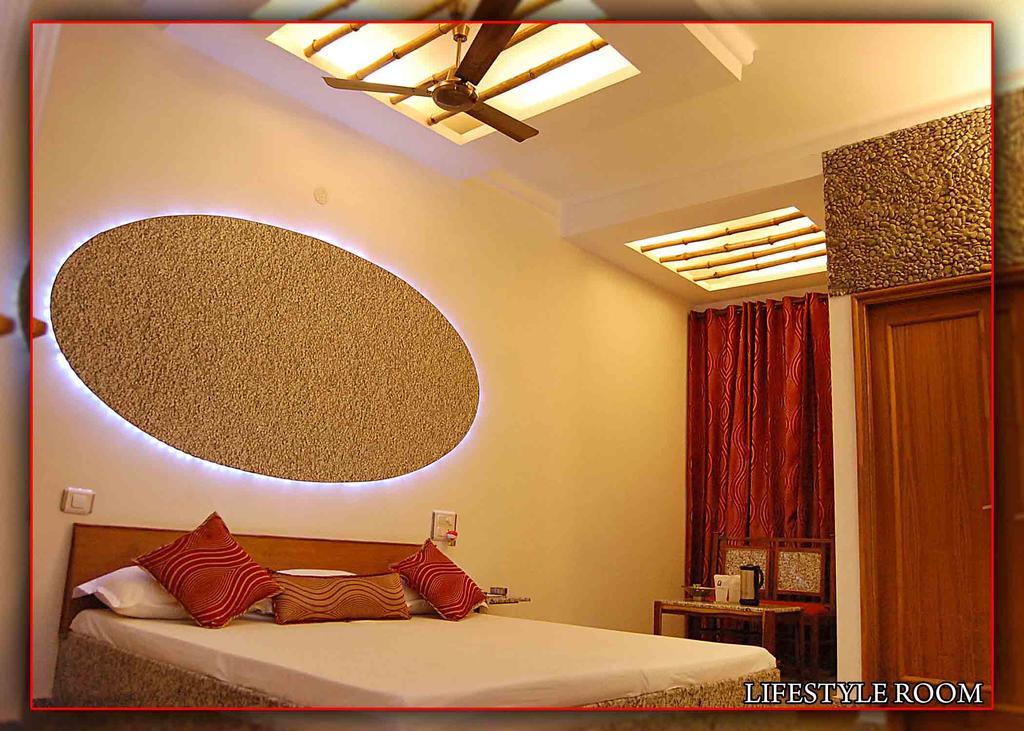 Hotel Ishan Villa Амритсар Екстериор снимка